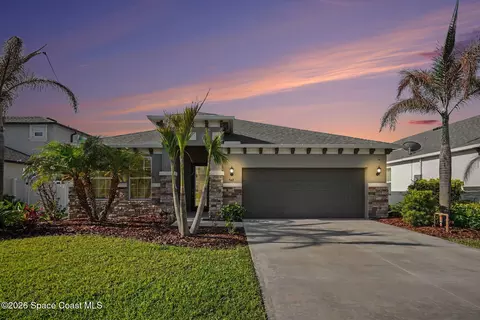 947 Corbin Cir SW, Palm Bay, FL 32908