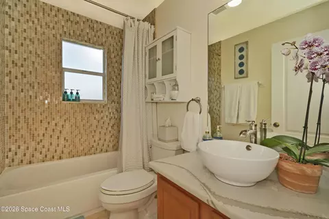 Bath - 394 Tunbridge Dr, Rockledge, FL 32955 photo 5 of 5