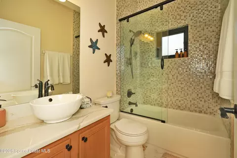Bath - 394 Tunbridge Dr, Rockledge, FL 32955 photo 4 of 5