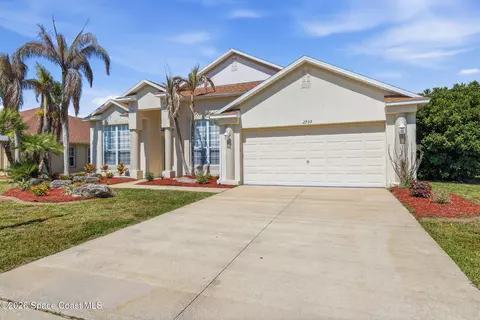 2739 Whistler St, Melbourne, FL 32904