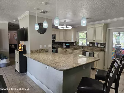 Kitchen - 1925 Bradway St NE, Palm Bay, FL 32905 photo 1 of 7