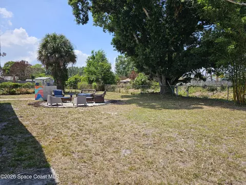 Exterior - 1925 Bradway St NE, Palm Bay, FL 32905 photo 10 of 10