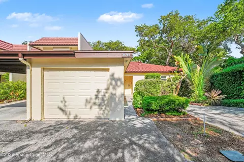 8741 Seagrape Ct, Cape Canaveral, FL 32920