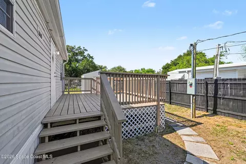 423 Brozman Ln, Cocoa, FL 32927 photo 3