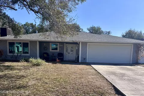 563 Karney Ave NE, Palm Bay, FL 32907