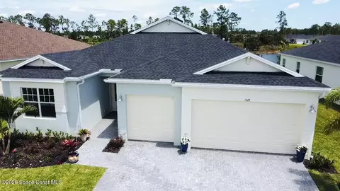 1424 Blessed Isles Dr NW, Palm Bay, FL 32907