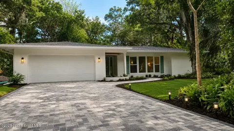 536 Platt Cir, Melbourne, FL 32904