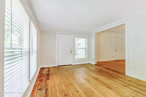 Living - 3585 Aurantia Rd, Mims, FL 32754 photo 2 of 4