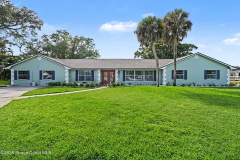 3130 Saunders Pl, Titusville, FL 32780