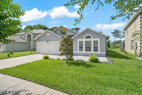 746 Mason Dr, Titusville, FL 32780