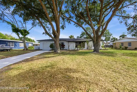 Exterior - 200 Sharon Dr, Melbourne, FL 32935 photo 1 of 5
