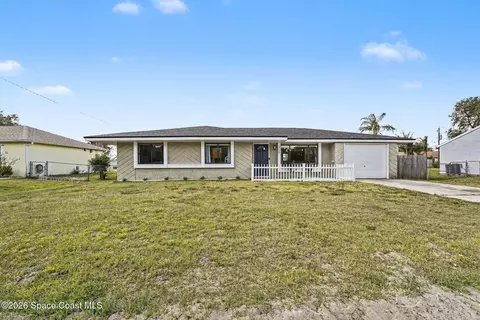 2140 Fallon Blvd NE, Palm Bay, FL 32907