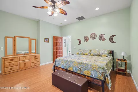 Bedroom - 3525 Hield Rd, Melbourne, FL 32904 photo 4 of 6
