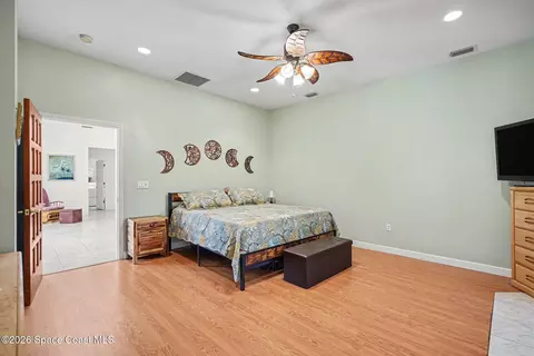 Bedroom - 3525 Hield Rd, Melbourne, FL 32904 photo 5 of 6