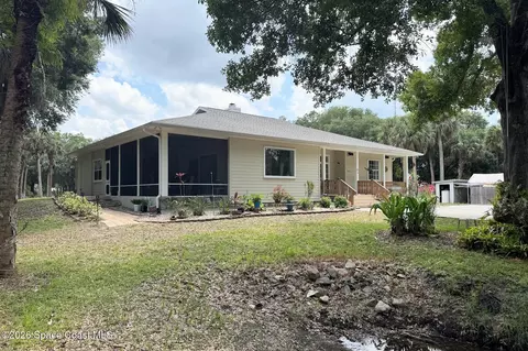 Exterior - 3525 Hield Rd, Melbourne, FL 32904 photo 6 of 7