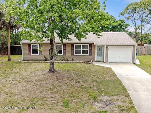 400 Calabria Ave SE, Palm Bay, FL 32909