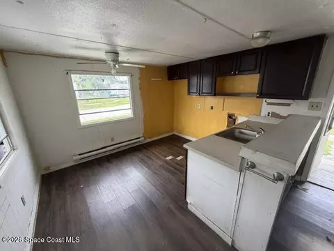 2507 Chatham Way NE, Palm Bay, FL 32905 photo 2