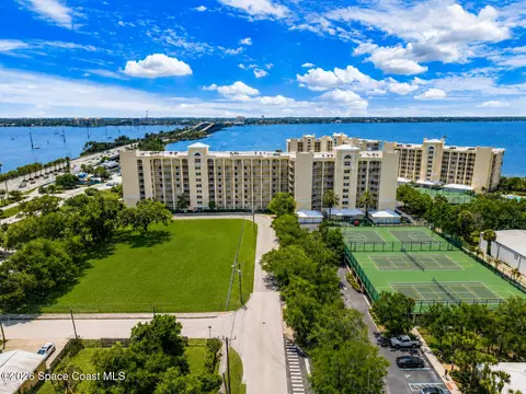 134 Starboard Ln #402, Merritt Island, FL 32953