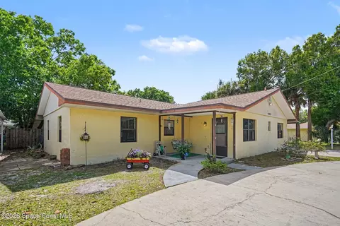 909 Kanawha St, Melbourne, FL 32901