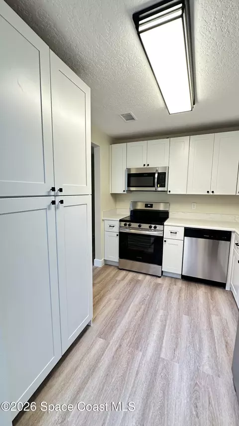 Kitchen - 1225 Saint Andrews Dr, Rockledge, FL 32955 photo 5 of 5