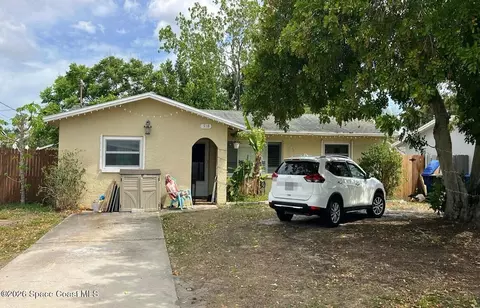 518 8th Ave SW, Largo, FL 33773