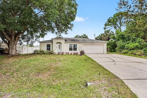 1893 Firethorn Rd NW, Palm Bay, FL 32907