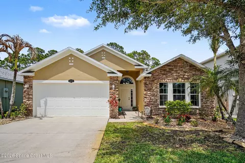 4020 Aria Dr, Melbourne, FL 32904