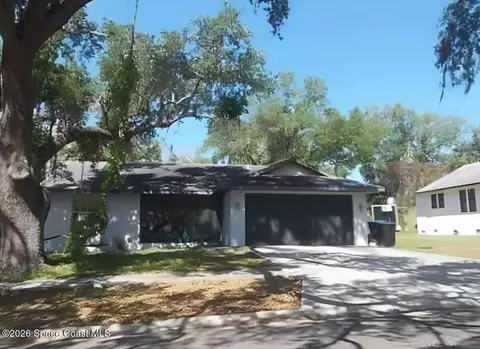 2411 Union St S, Saint Petersburg, FL 33710