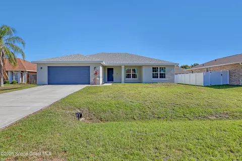 935 Hattaras Ter SE, Palm Bay, FL 32909