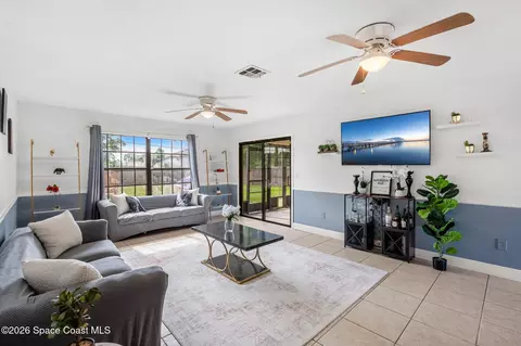 950 Taft Ave SE, Palm Bay, FL 32909