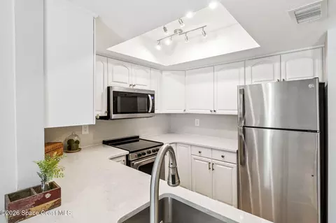 Kitchen - 718 Fairway Dr, Melbourne, FL 32940 photo 2 of 2