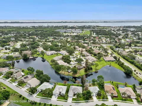 View/Area - 718 Fairway Dr, Melbourne, FL 32940 photo 1 of 3
