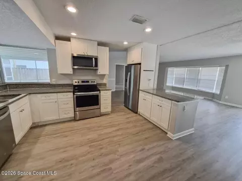 Kitchen - 3516 E Roundtree Dr, Cocoa, FL 32926 photo 2 of 3