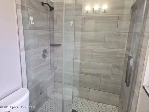Bath - 3516 E Roundtree Dr, Cocoa, FL 32926 photo 2 of 3