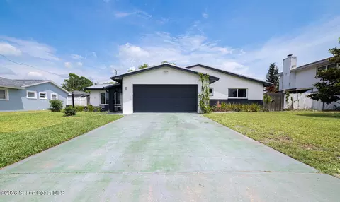 2618 Cherrywood Ln, Titusville, FL 32780
