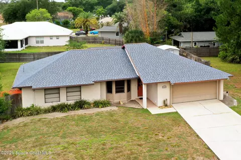 1216 Stadt Rd NW, Palm Bay, FL 32907