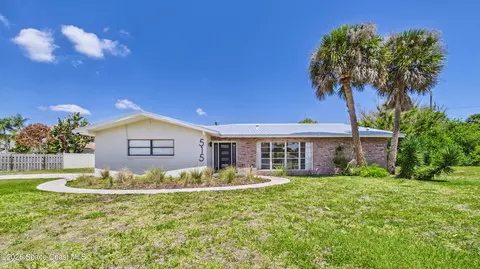 515 Inwood Ln, Indian Harbour Beach, FL 32937