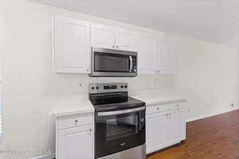 Kitchen - 2527 Deercroft Dr, Melbourne, FL 32940 photo 2 of 2