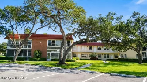 6 Vista Palm Ln #202, Vero Beach, FL 32962