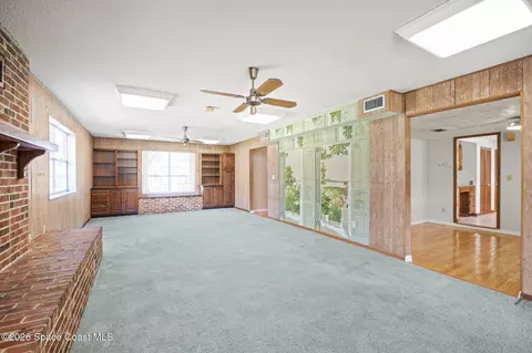 Living - 945 Bluegrass Ln, Rockledge, FL 32955 photo 4 of 6