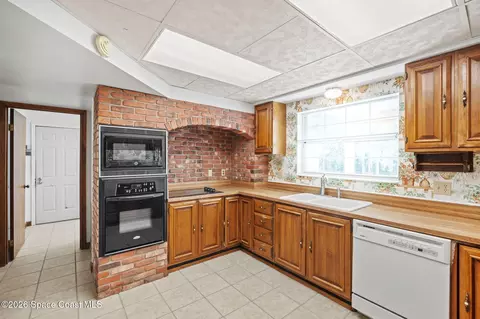 Kitchen - 945 Bluegrass Ln, Rockledge, FL 32955 photo 1 of 4