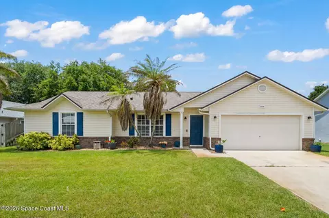 3320 Lakeview Cir, Melbourne, FL 32934