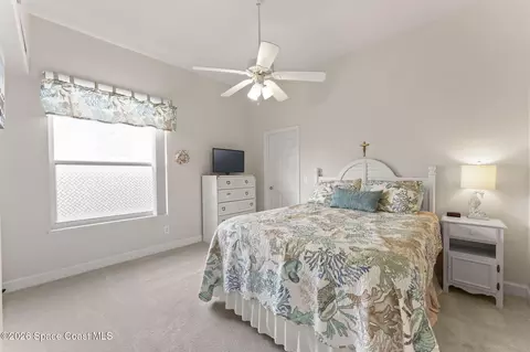 Bedroom - 692 Nicklaus Dr, Melbourne, FL 32940 photo 5 of 6