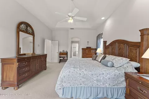 Bedroom - 692 Nicklaus Dr, Melbourne, FL 32940 photo 4 of 6