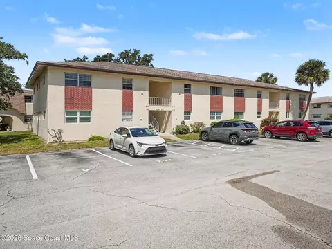 3135 Shady Dell Ln #215, Melbourne, FL 32935