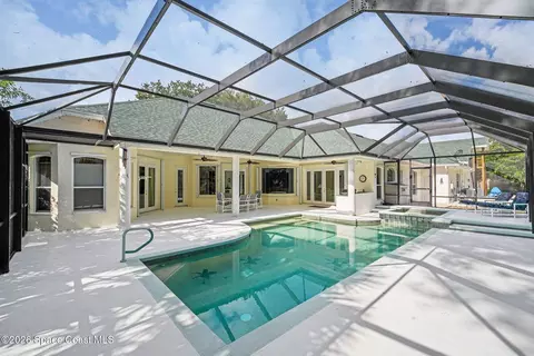 Exterior - 4389 Ligustrum Dr, Melbourne, FL 32934 photo 1 of 7