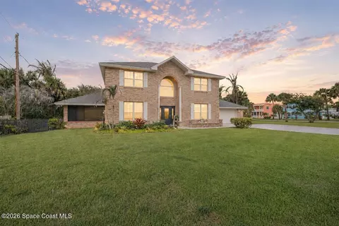 800 Atlantic St, Melbourne Beach, FL 32951