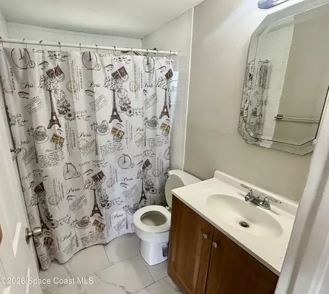 Bath - 1509 Tate St, Cocoa, FL 32922 photo 1 of 2