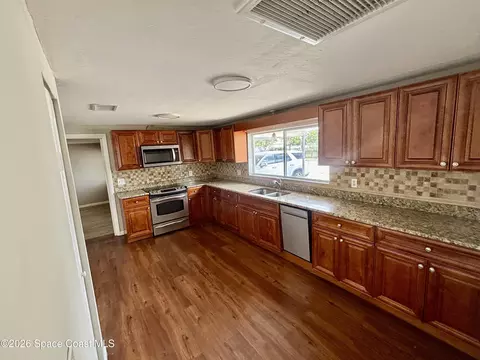 Kitchen - 1509 Tate St, Cocoa, FL 32922 photo 1 of 2