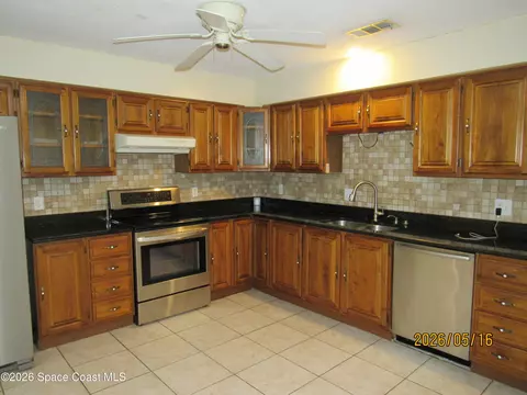 Kitchen - 4705 E Little Ct, Cocoa, FL 32926 photo 1 of 1